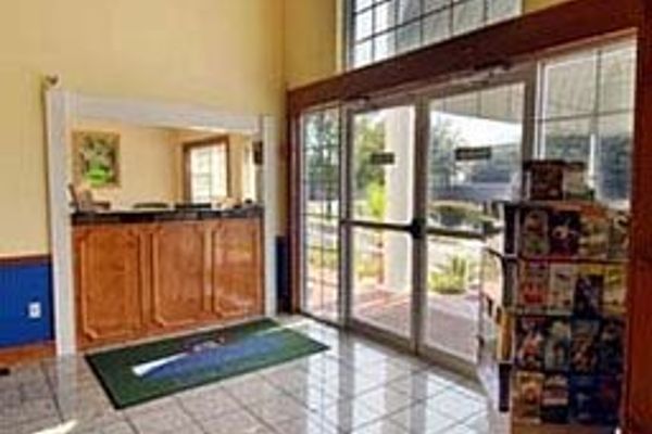Hotel TRAVELODGE LAKE PARK VALDOSTA (Lake Park)
